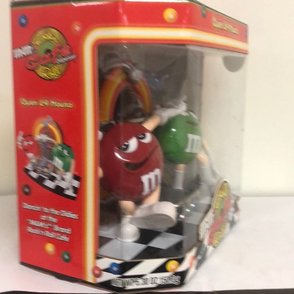M&M memorabilia - never out of box - Picture 4 of 5